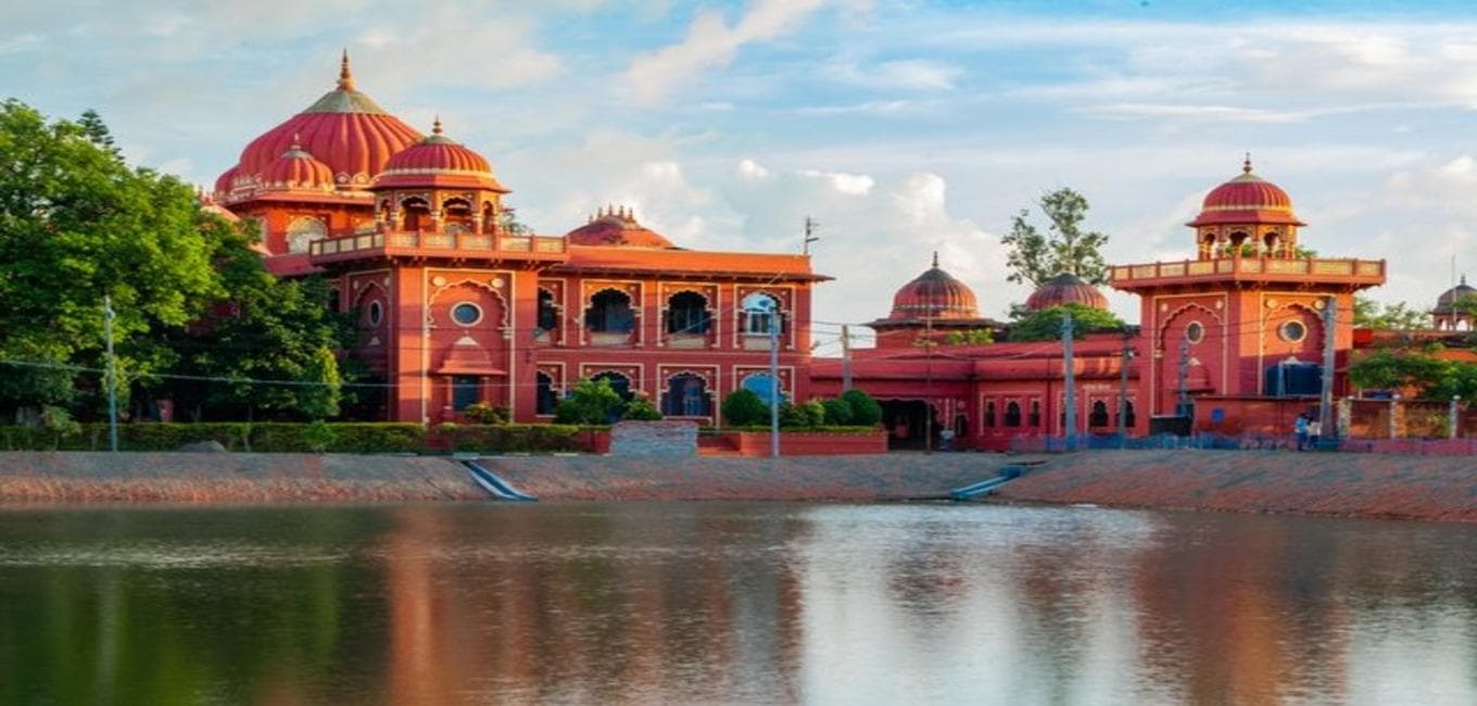 https://api.cabexpresso.com/media/destination_images/Darbhanga.jpg.jpg