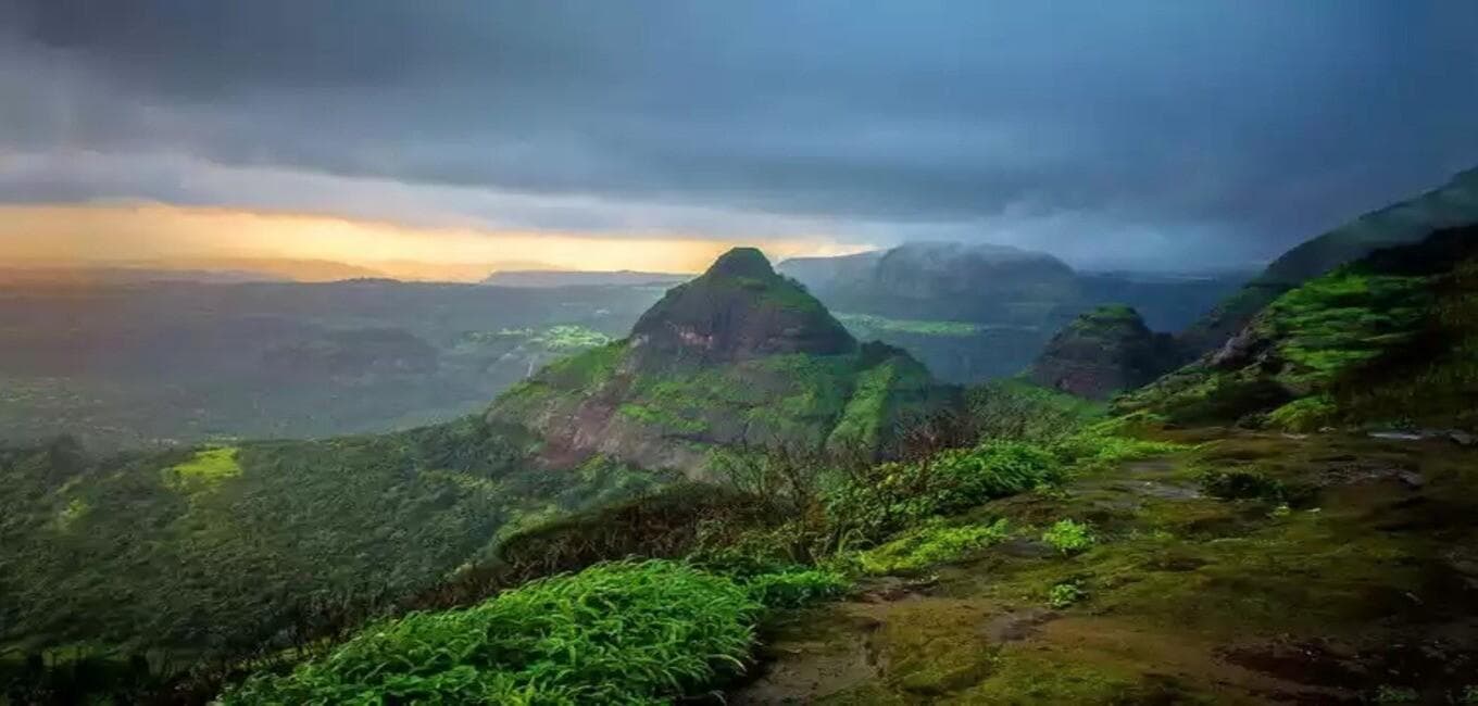 https://api.cabexpresso.com/media/destination_images/Lonavala.jpg.jpg